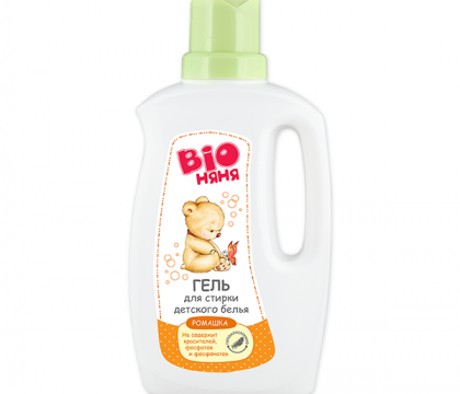 Nước giặt quần áo cho trẻ em Bio Nanny chiết xuất Hoa cúc 1000ml